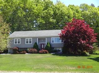 13 Maxwell Cir, Hudson, MA 01749