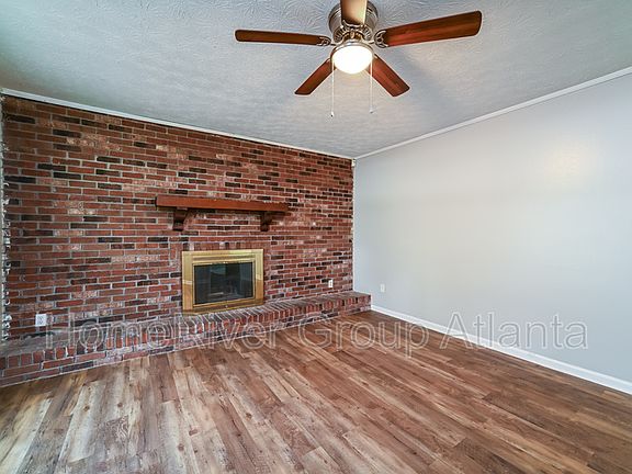 4th image of 194 Sedgefield Dr