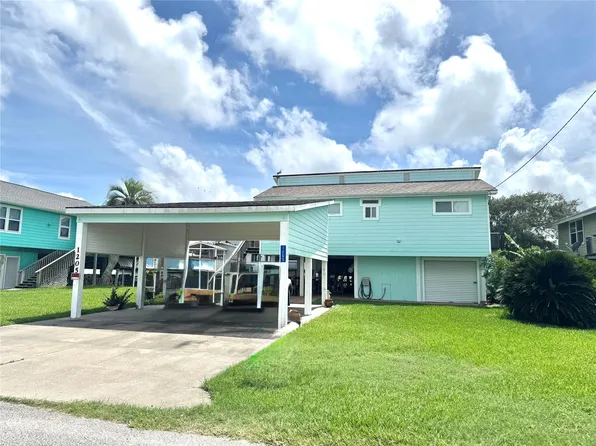 1205 Bay St, Crystal Beach, TX 77650