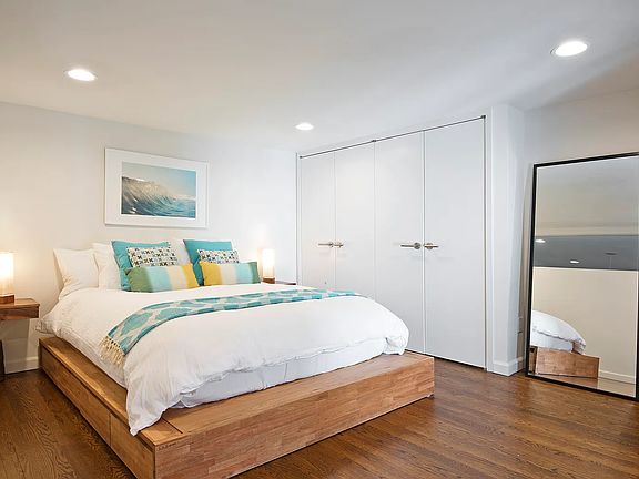 5th image of 305 2nd Ave APT 306