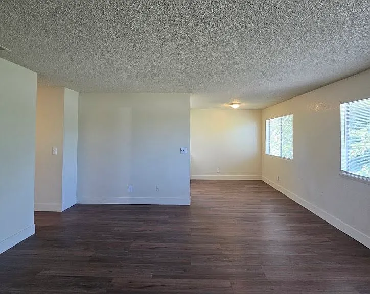 310 N 9th St #201 — Photo 2