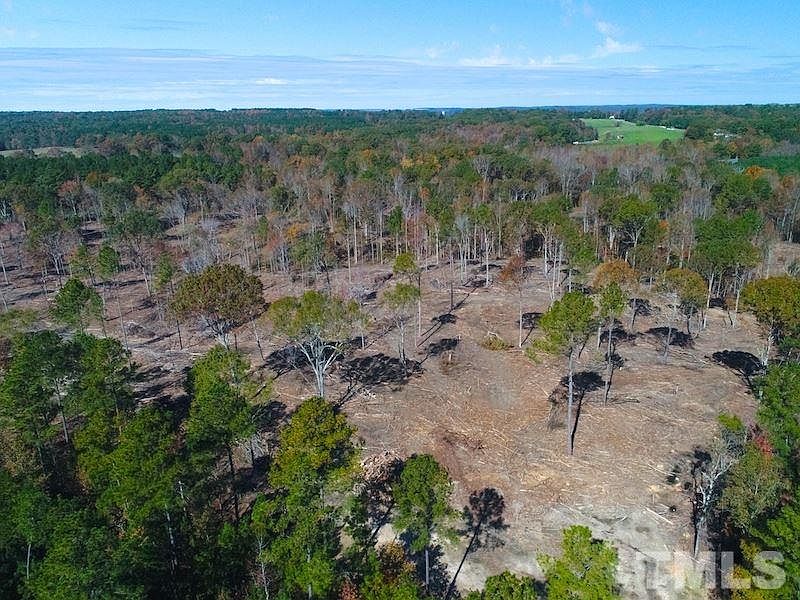 1st image of 15 E Forest Oaks Dr