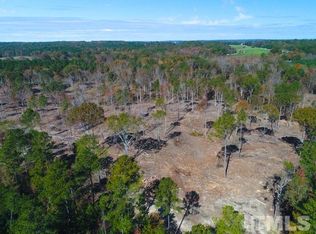 15 E Forest Oaks Dr, Sanford, NC 27330