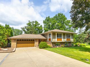 13600 S Longview Dr, Homer Glen, IL 60491