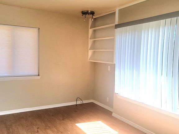 2nd image of 1805 NW 22nd St APT C