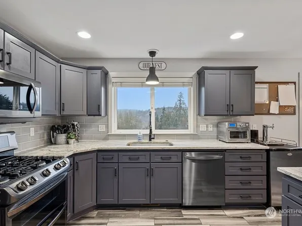 17195 Coho Court, Mount Vernon, WA 98274
