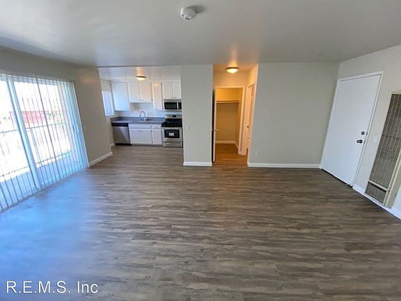 2nd image of 860 W 165th Pl APT 104