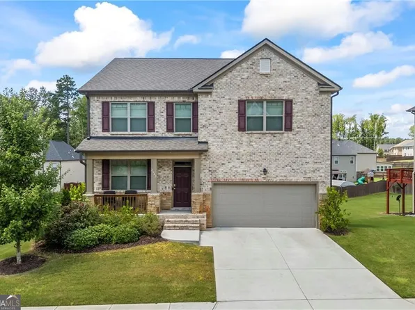 2943 Hawthorn Farm Blvd, Loganville, GA 30052