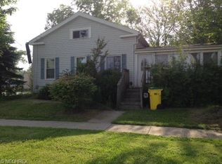 45 S Market St, Jefferson, OH 44047