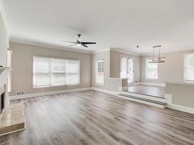 3 S Riversong Ln — Photo 3