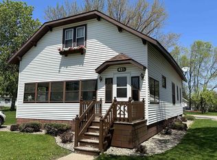 425 W State St, Mauston, WI 53948