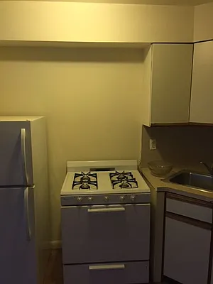 Rented by PMG Real Estate  | media 9