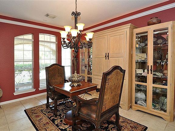 3rd image of 20672 Southwood Oaks Dr