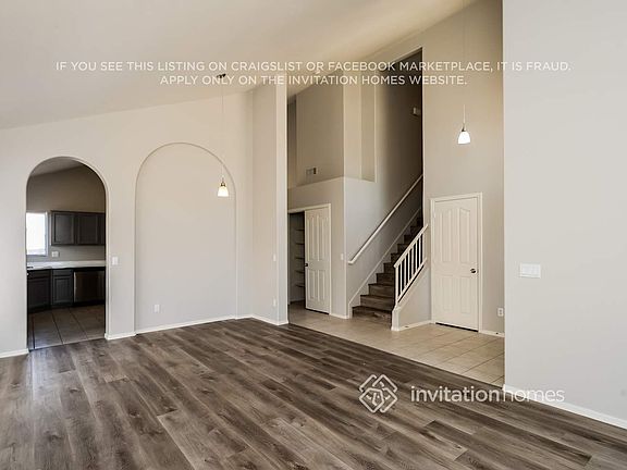 5th image of 687 W Country Estates Ave