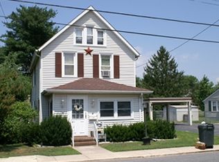 8 High St, Harrington, DE 19952