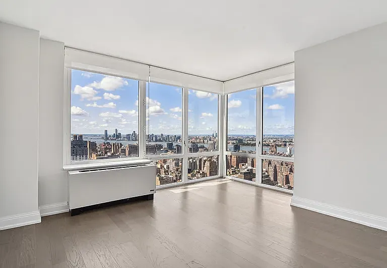 125 W 31st St #49F — Photo 1