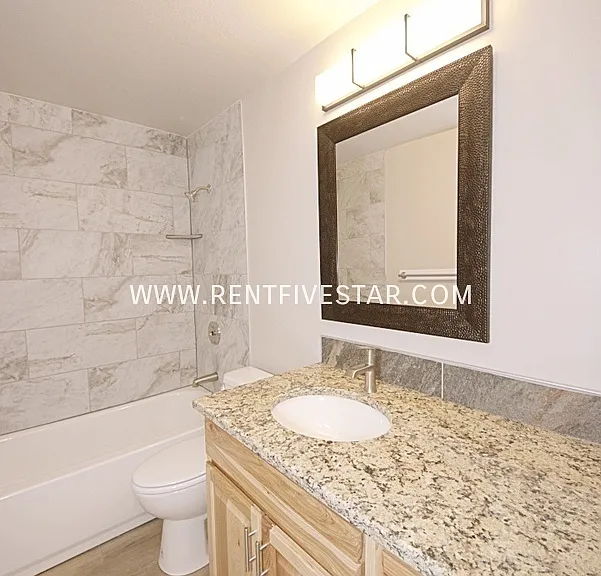 300 Adams St #1 — Photo 9