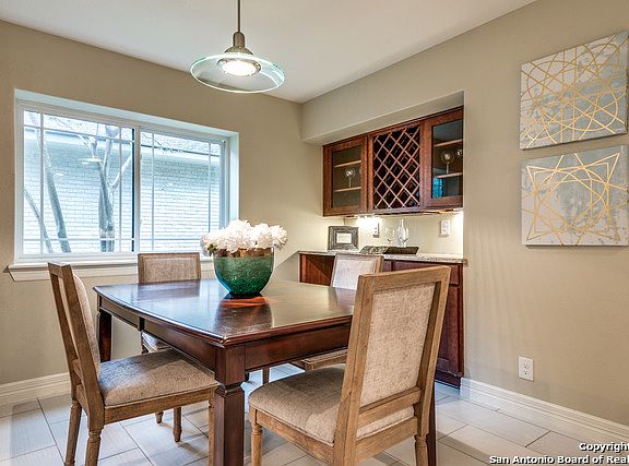 5th image of 11514 Whisper Bluff St