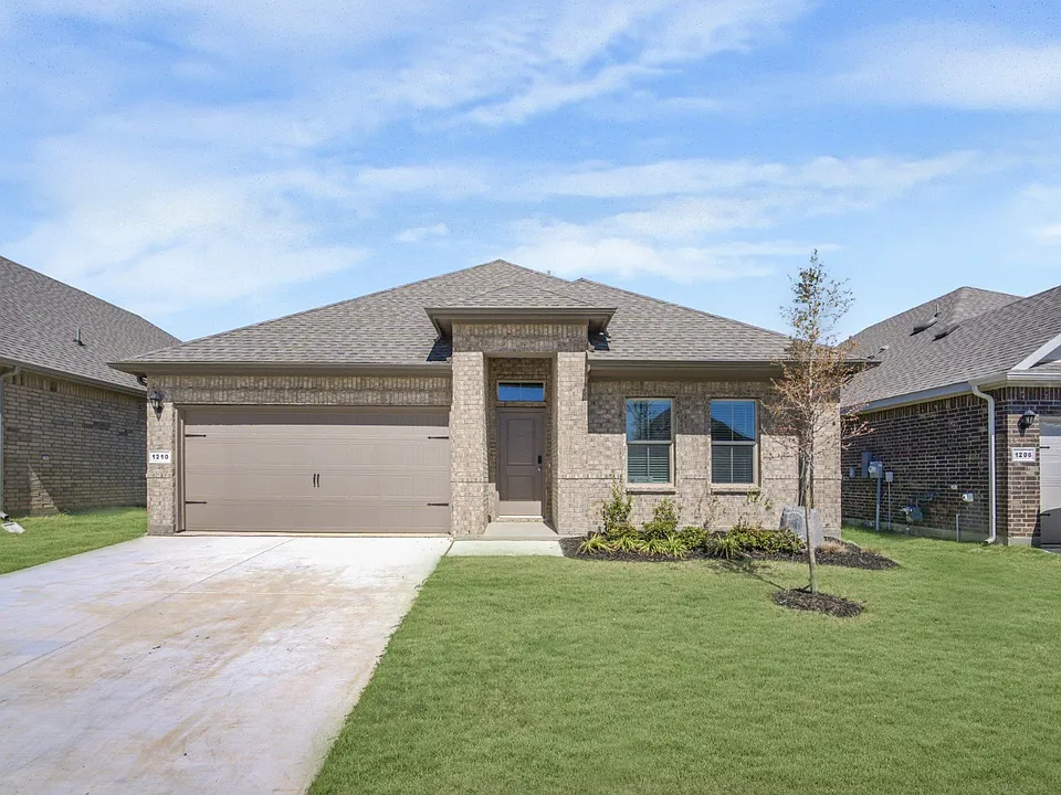 1210 Rockwater Dr