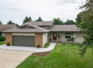 3013 W Parkridge Ave, Appleton, WI 54914