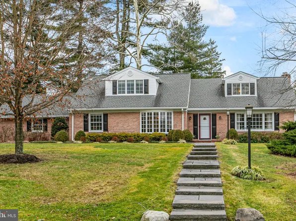 84 Parkside Dr, Princeton, NJ 08540