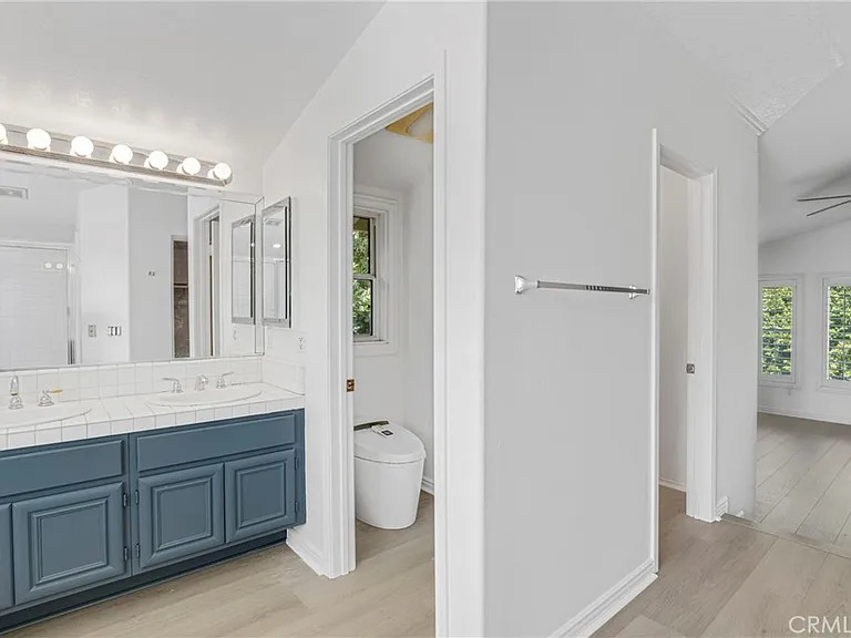 20871 Betron St — Photo 23