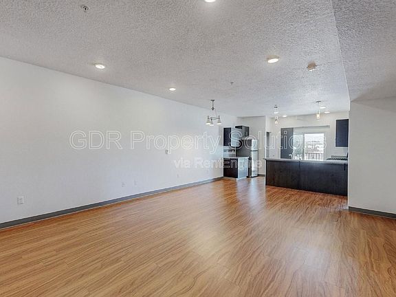 3rd image of 950 4th St NW APT 310