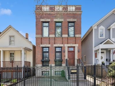 1307 W Wellington Ave, Chicago, IL, 60657