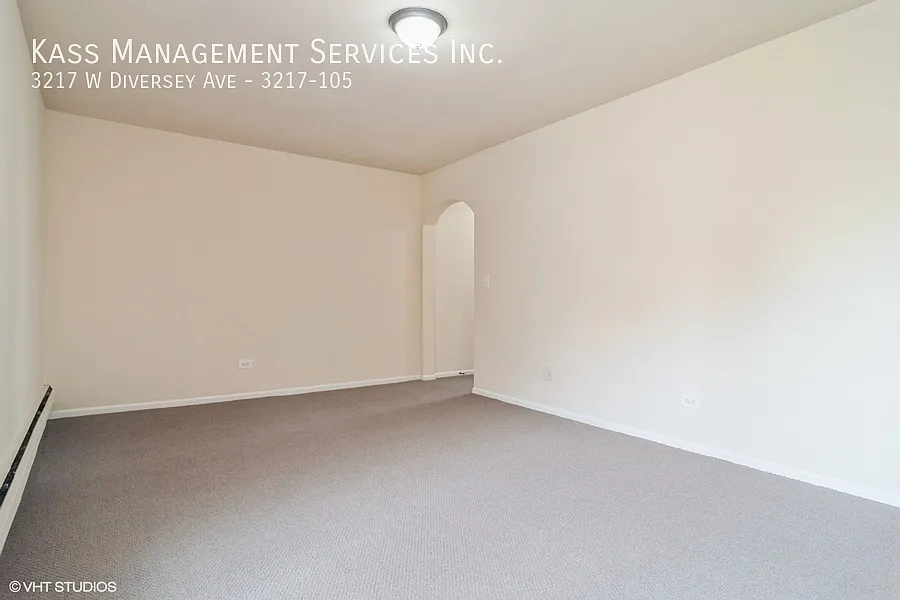 3213-23 W Diversey Ave — Photo 4