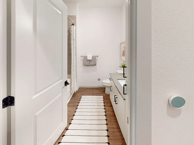 The Prospector Apartments — Photo 16