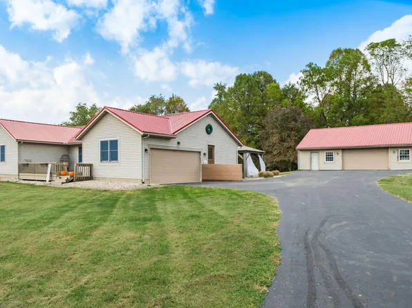 11300 McCullough Rd SE, Bremen, OH 43107