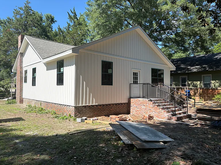 526 W Hampton Ave — Photo 3