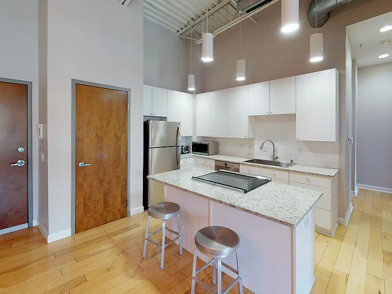 769 N High St #310 — Photo 4