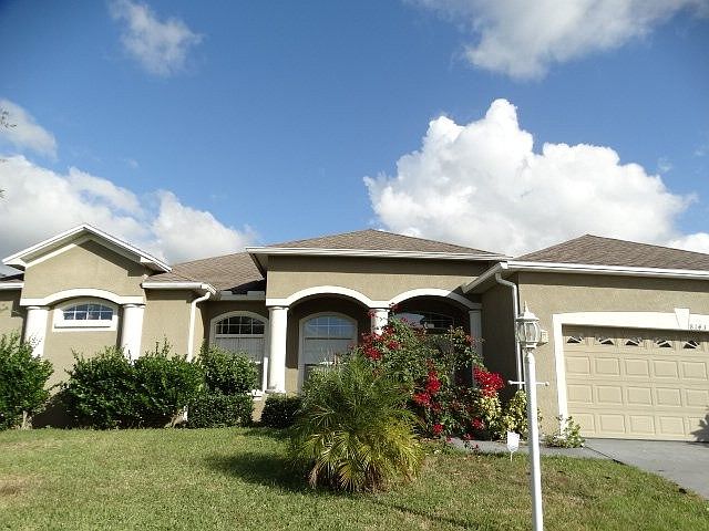1st image of 8143 Woodvine Cir