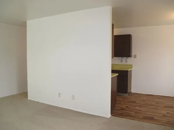 Birchwood Apartments