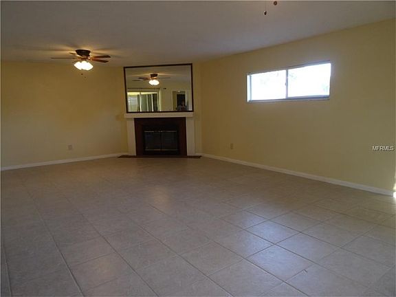 4th image of 14113 Bardsdale Ln