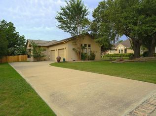 3333 Vintage Dr, Round Rock, TX 78664