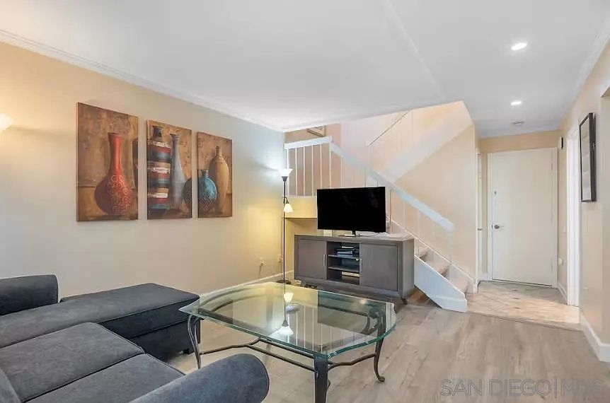 1st image of 4485 Vision Dr APT 3