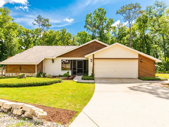 3225 Baseball Pond Rd, Brooksville, FL 34602