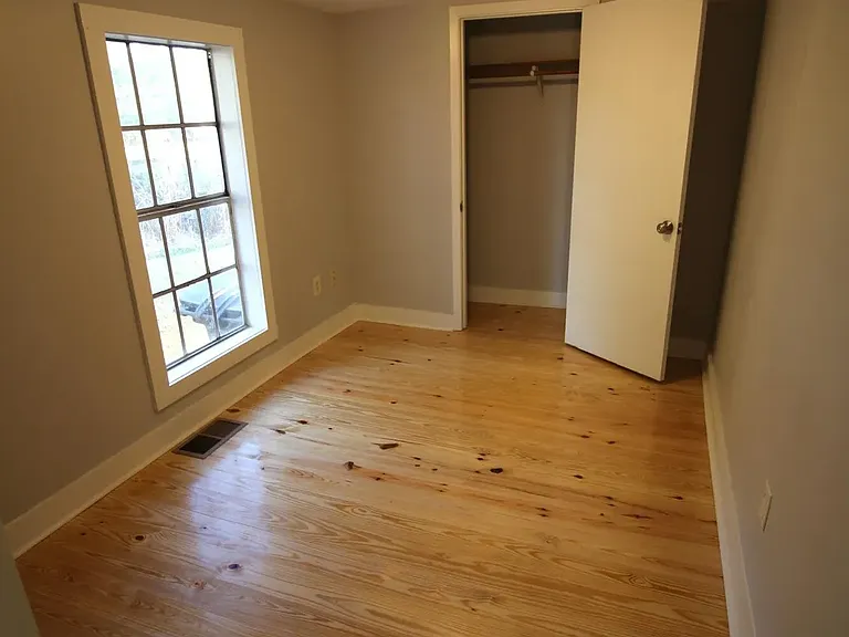 1088 S 4th St — Photo 10