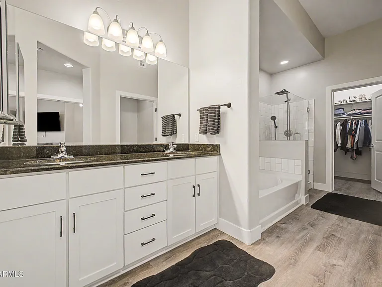 945 E Playa Del Norte Dr #2002 — Photo 12