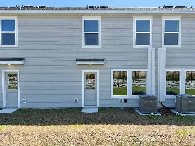 836 Lynx St — Photo 19