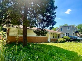 5023 W 81st St, Burbank, IL 60459