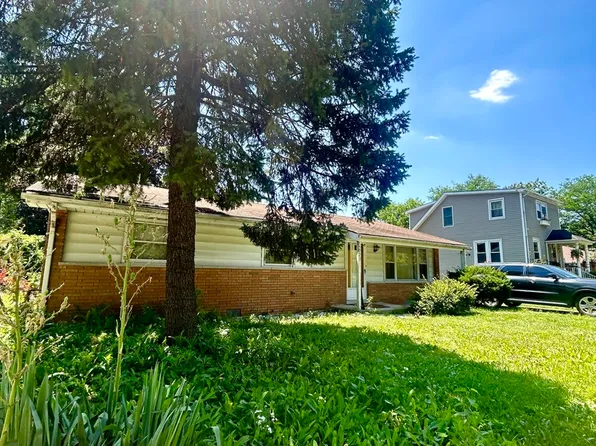 5023 W 81st St, Burbank, IL 60459