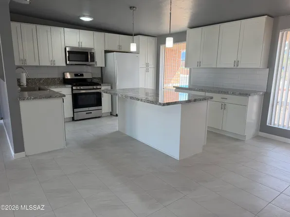 2022 S Faye Pl, Tucson, AZ 85748