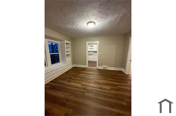 3360 W 95th St #2 photo 1