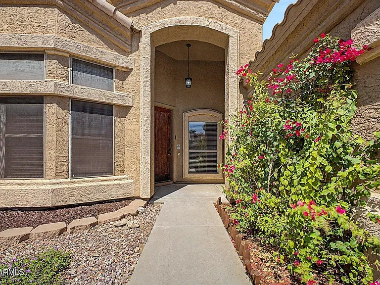 1320 E Cottonwood Ln — Photo 7