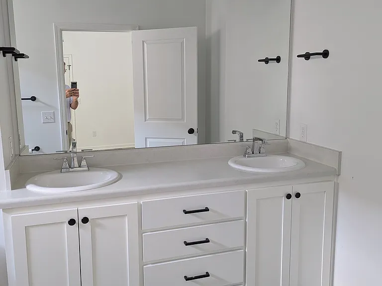 113 Edgefield Rd — Photo 55