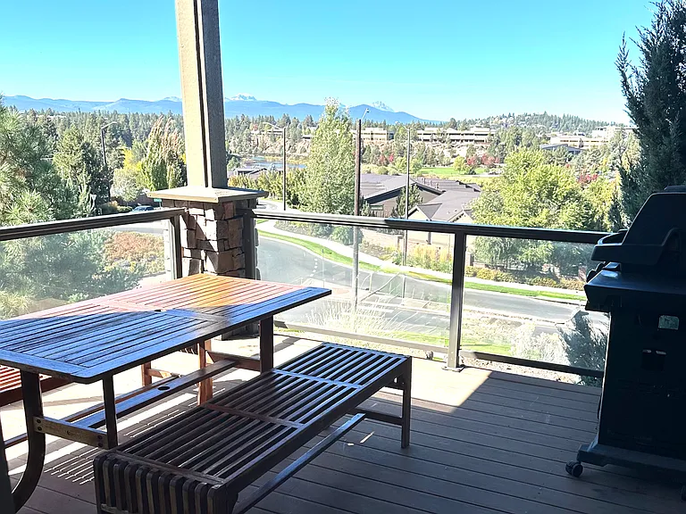 985 SW Vantage Point Way — Photo 8