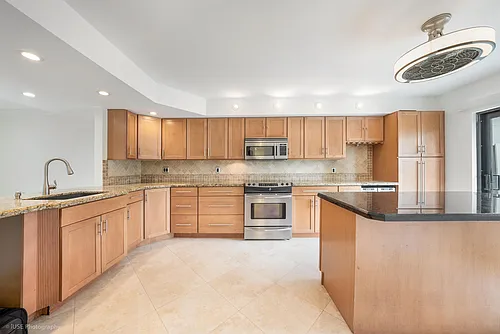 320 Deer Creek Wildwood Ln E Photo 1